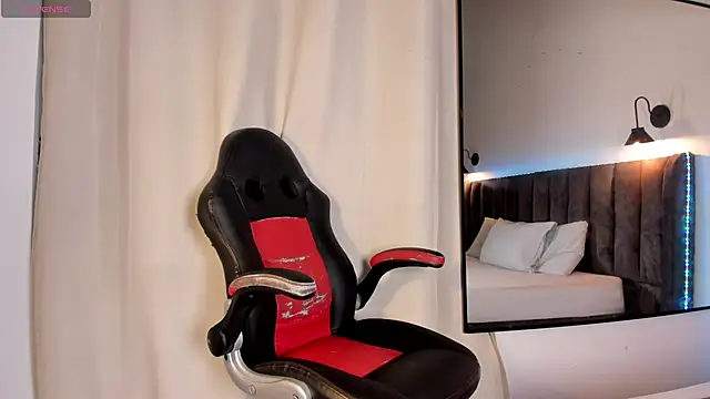 selena  smith1 online show from 03/15/26, 06:20