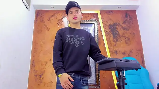 Jhotonex2 online show from 05/22/26, 04:43