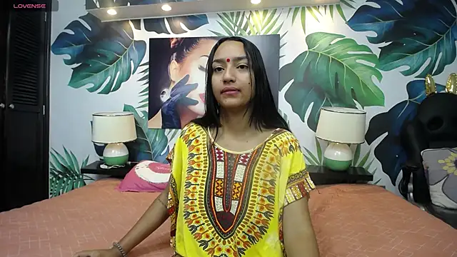 shakti moumita online show from 04/17/26, 12:19