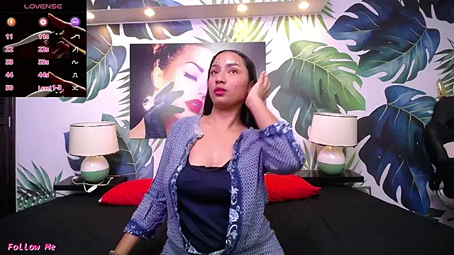 shakti moumita online show from 05/18/26, 07:29