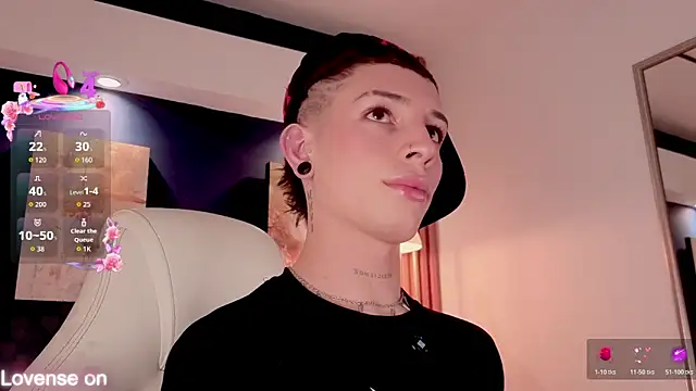 Luca Prince  online show from 03/30/26, 03:30