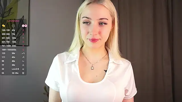 Snapshot of Lynnelsu chatting on 04/14/26, 09:53 Lynnelsu online show from 04/14/26, 09:53