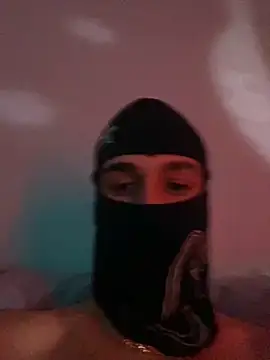 hardboii00 online show from 03/28/26, 09:05