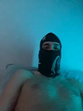 hardboii00 online show from 04/10/26, 10:06