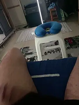 hardboii00 online show from 04/11/26, 09:29