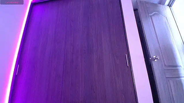 Snapshot of passion_mutual chatting on 03/18/26, 05:36 passion mutual online show from 03/18/26, 05:36