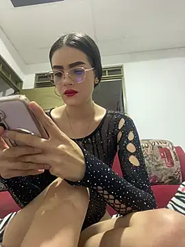 isabella-hot12 online show from 03/28/26, 11:39