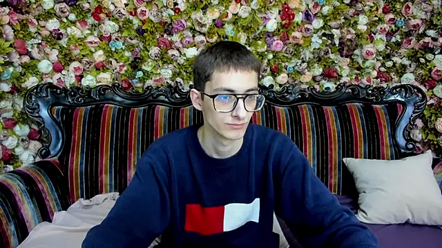 RonBevs online show from 05/15/26, 08:51