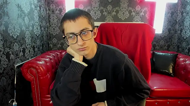 Snapshot of RonBevs chatting on 04/01/26, 07:22 RonBevs online show from 04/01/26, 07:22