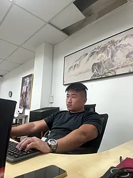 Snapshot of Cunzhangshibage02 chatting on 03/30/26, 01:07 Cunzhangshibage02 online show from 03/30/26, 01:07