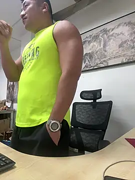 Cunzhangshibage02 online show from 05/13/26, 02:46