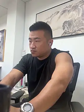 Cunzhangshibage02 online show from 05/05/26, 01:30