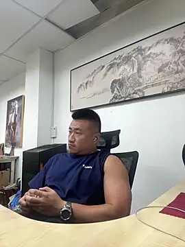 Cunzhangshibage02 online show from 05/08/26, 02:26