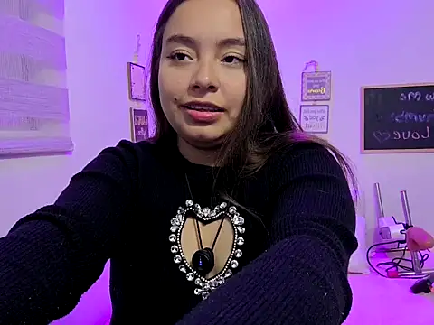 Snapshot of cherry_valeria chatting on 05/13/26, 05:36 cherry valeria online show from 05/13/26, 05:36
