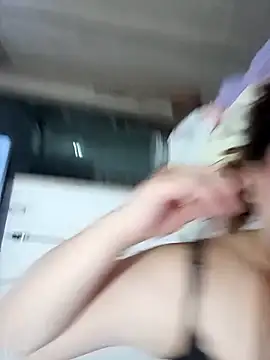 Stefanny red online show from 04/18/26, 11:16