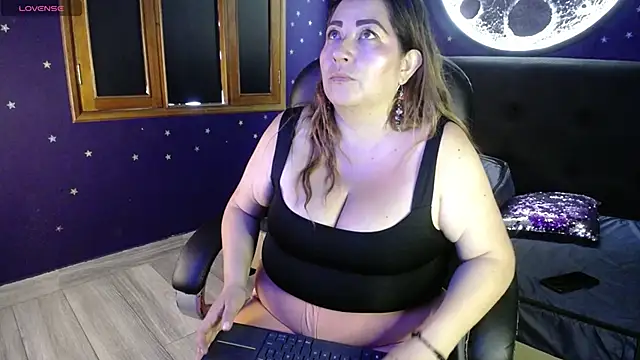 Stefanny red online show from 03/29/26, 12:18