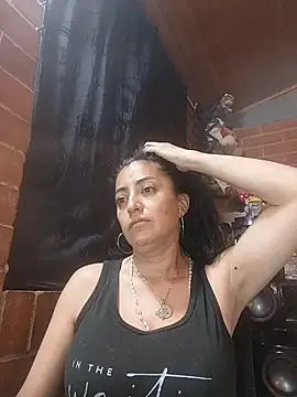 Snapshot of Alexandrina chatting on 07/18/26, 11:35 Alexandrina online show from 07/18/26, 11:35