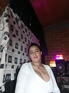 Alexandrina online show from 11/19/25, 10:43