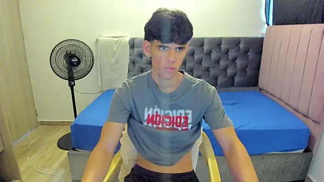 Snapshot of Josy_11 chatting on 03/28/26, 10:44 Josy 11 online show from 03/28/26, 10:44