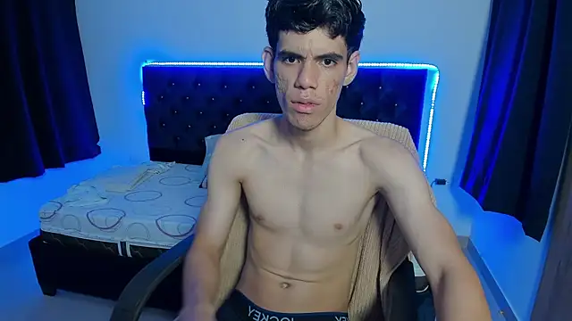 Josy 11 online show from 06/13/26, 12:41