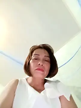 Lyly22x online show from 03/28/26, 09:49