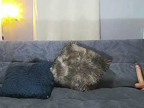 Snapshot of issi_belle__ chatting on 03/27/26, 06:55 issi belle online show from 03/27/26, 06:55