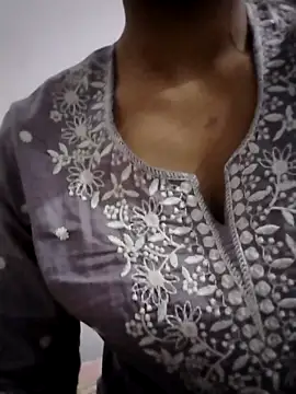 Tasty Cherry online show from 04/07/26, 09:05