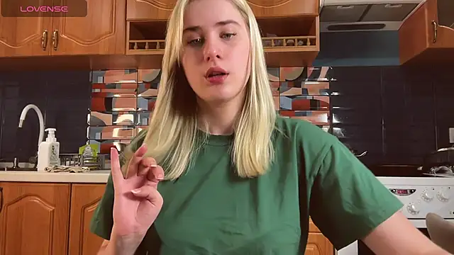 ivygenesis online show from 03/25/26, 05:56