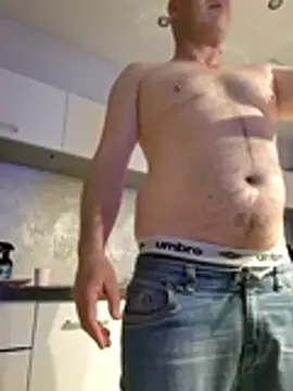 AgaiJa42 online show from 04/09/26, 12:01