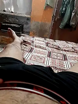 Snapshot of bodymassage455 chatting on 07/11/26, 02:34 bodymassage455 online show from 07/11/26, 02:34