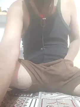 Snapshot of bodymassage455 chatting on 07/18/26, 04:21 bodymassage455 online show from 07/18/26, 04:21