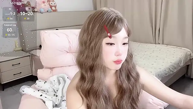 Sisi-000 online show from 06/25/26, 06:13