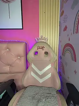 Dakota  LS online show from 04/14/26, 01:05