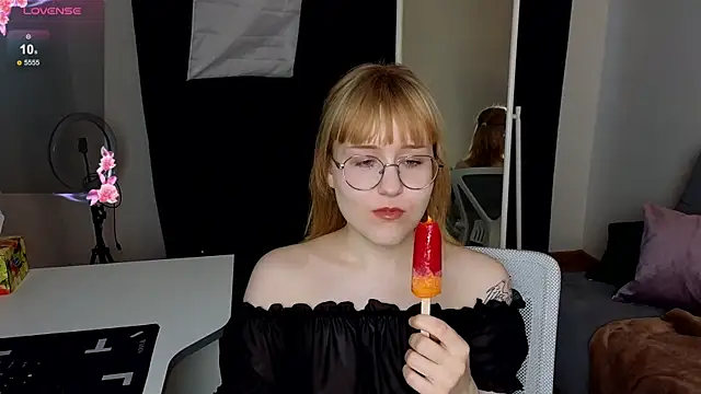 TheaQuill online show from 03/30/26, 01:45