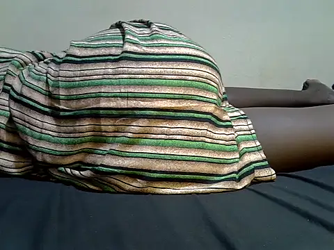 Snapshot of KendyQ_ chatting on 04/08/26, 05:25 KendyQ online show from 04/08/26, 05:25