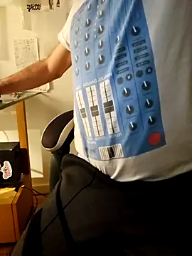 dufatcock online show from 04/12/26, 08:06