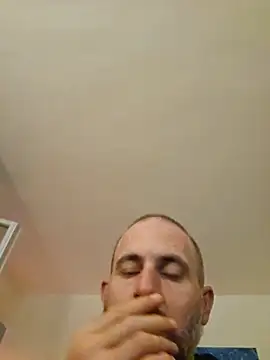 Snapshot of dufatcock chatting on 06/28/26, 01:23 dufatcock online show from 06/28/26, 01:23