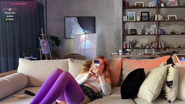 Battyredhair online show from 06/22/26, 01:55