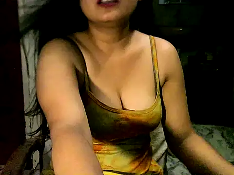 YAMUNA 012 online show from 04/27/26, 08:18