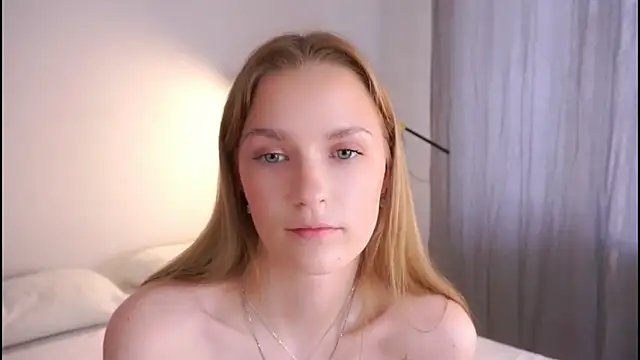 HellenSlavis online show from 03/25/26, 07:41