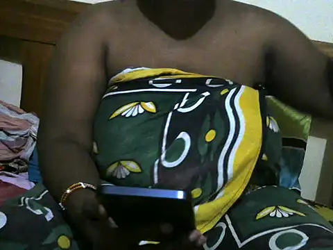 Snapshot of thando5858 chatting on 03/31/26, 07:49 thando5858 online show from 03/31/26, 07:49