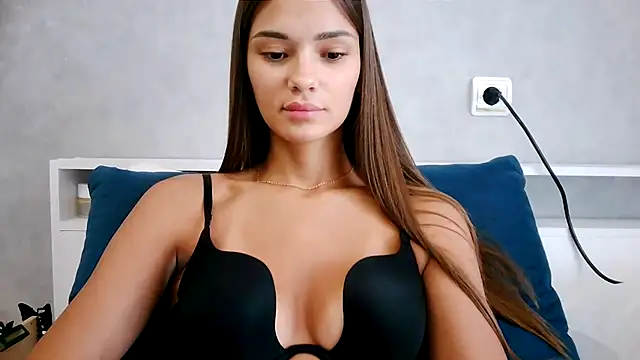 Nika Verona11 online show from 04/02/26, 07:48