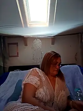 Snapshot of roxy_74 chatting on 04/15/26, 08:53 roxy 74 online show from 04/15/26, 08:53