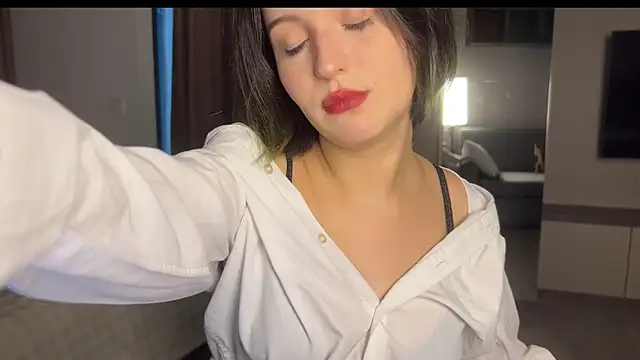 emilyy xoxo online show from 04/01/26, 02:57