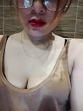 candy flo online show from 05/05/26, 07:39