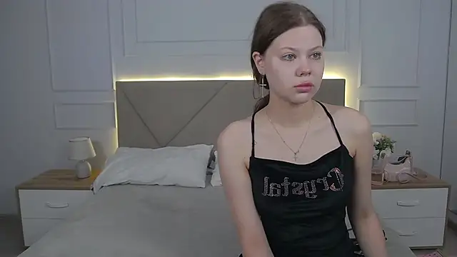 Sophie Rays online show from 05/24/26, 03:39