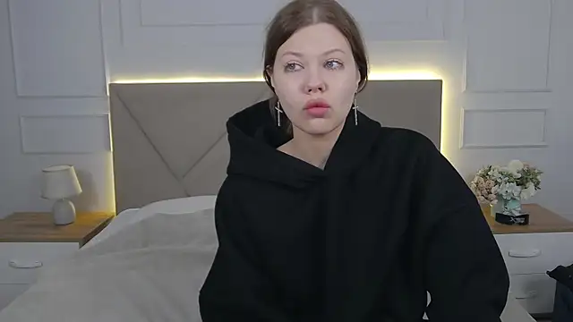 Sophie Rays online show from 05/30/26, 03:35