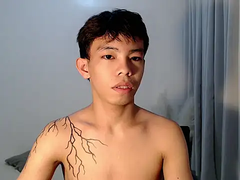 hottasianboy online show from 06/03/26, 09:52