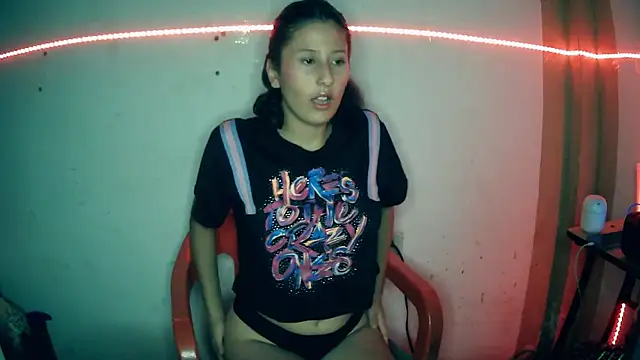 Zoey09 online show from 04/05/26, 08:32