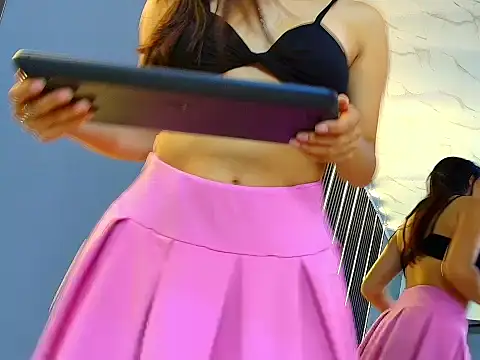 alison holand online show from 03/18/26, 01:57